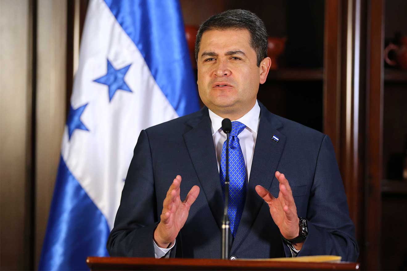 Juan Orlando Hernández fiscal general 