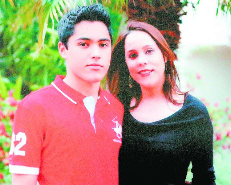 Implicado en muerte Carlos Collier anda en bares de Tegucigalpa