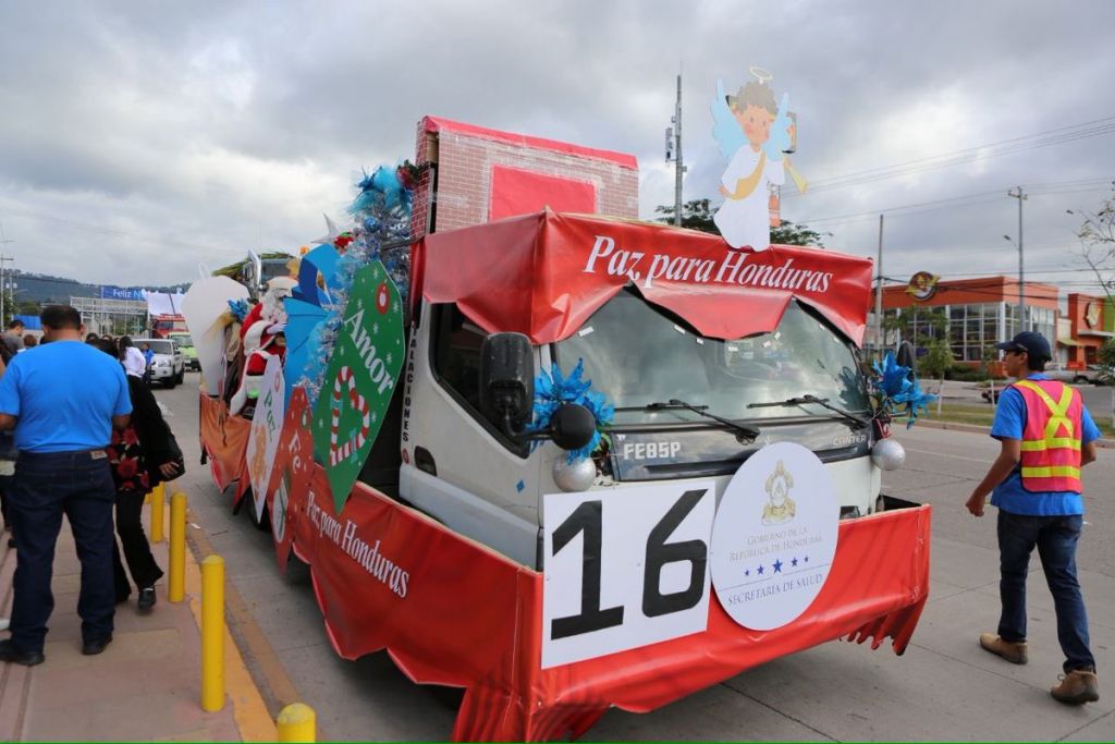 desfile de carrozas en Tegucigalpa