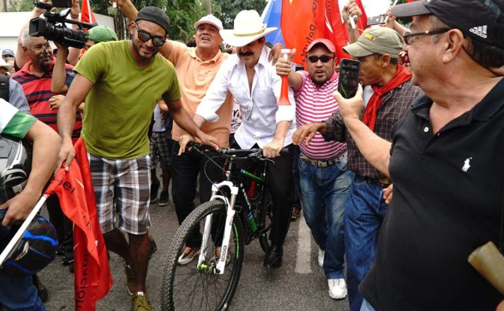 manifestación de la Alianza de oposición en San Pedro Sula