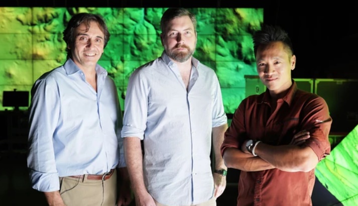 Dr Francisco Estrada-Belli, Thomas Garrison y Dr Albert Lin, en National Geographic Tesoros Perdidos de los Mayas (NatGeo)