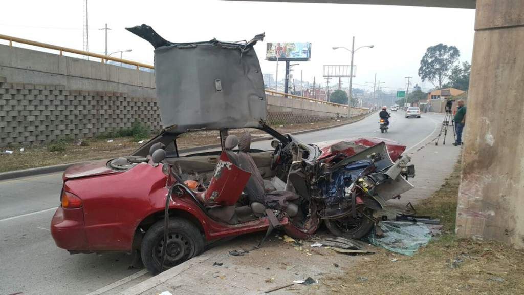 accidente en Tegucigalpa puente a desnivel