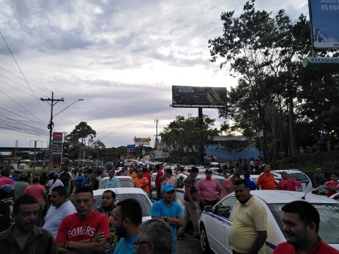 paro de taxis en La Ceiba