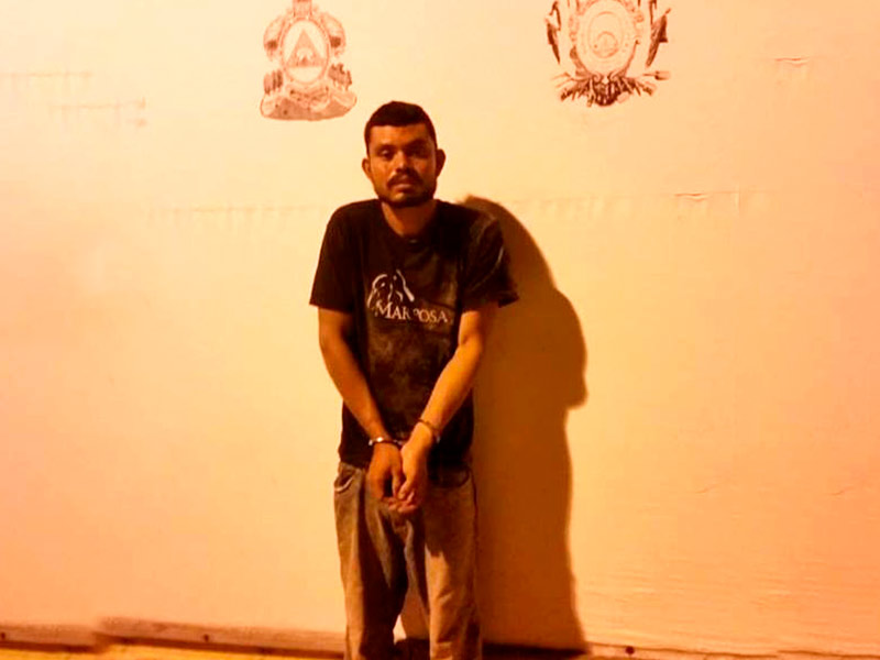 hombre machetea a mujer hombre machetea a mujer