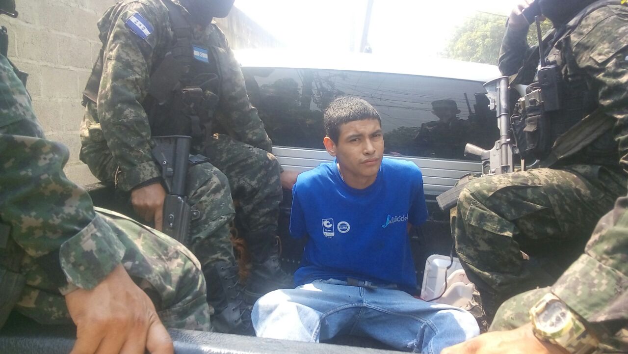 implicados en la quema de un bus interurbano