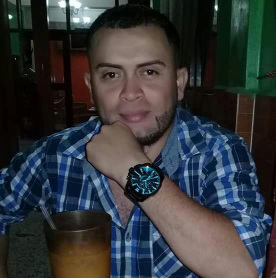 Aarón Mejía Aarón Mejía