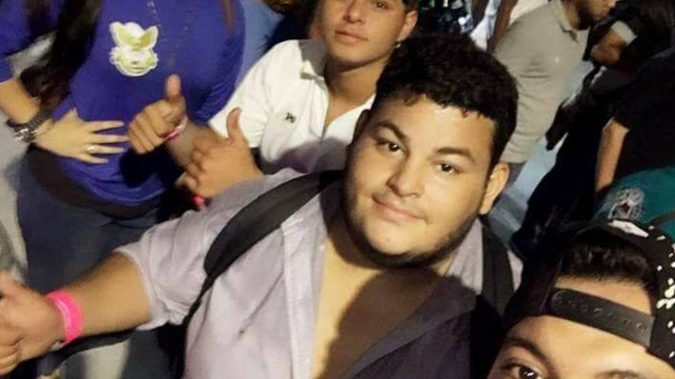 por la fuerza sacan cuerpo de difunto por la fuerza sacan cuerpo de difunto
