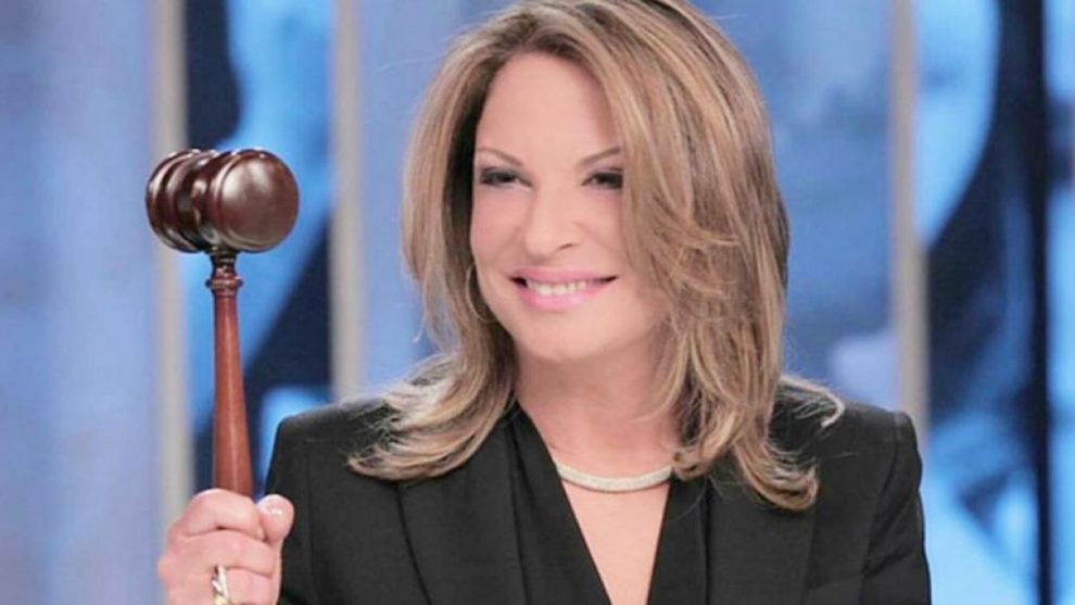 Video La Doctora Polo regresa más controversial que nunca ¡CASO CERRADO!