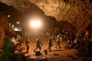 Niños Cueva Tailandia