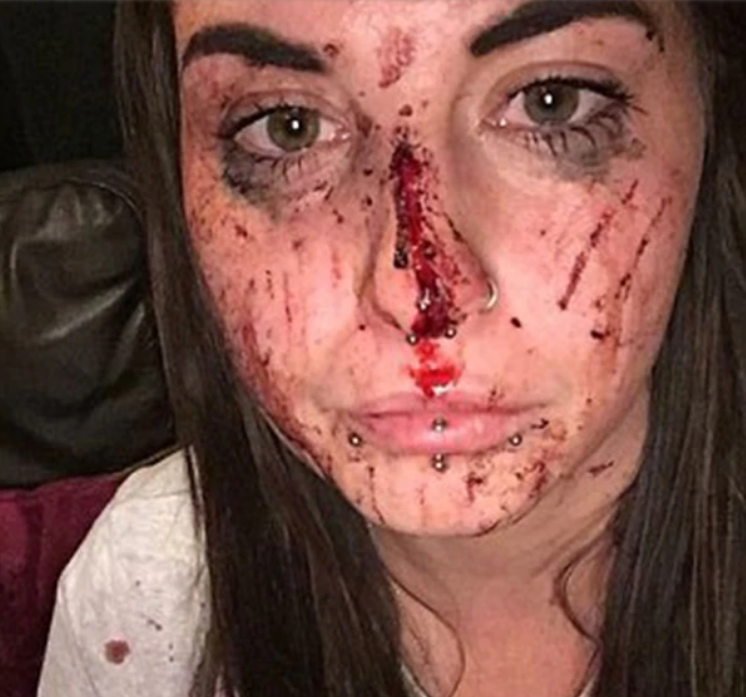 Mujer recibe brutal golpiza Mujer recibe brutal golpiza