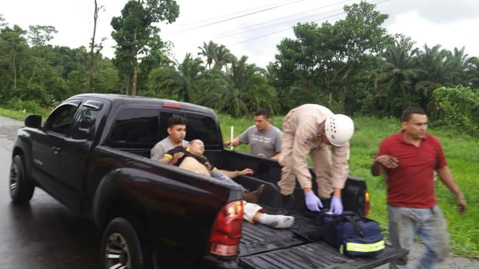 Dos Personas Muertas Accidente Tela