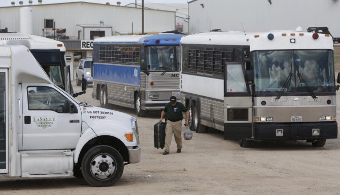 Texas arresto migrantes