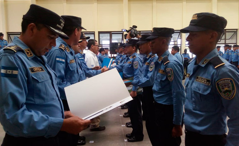 nuevo grupo policías nuevo grupo policías