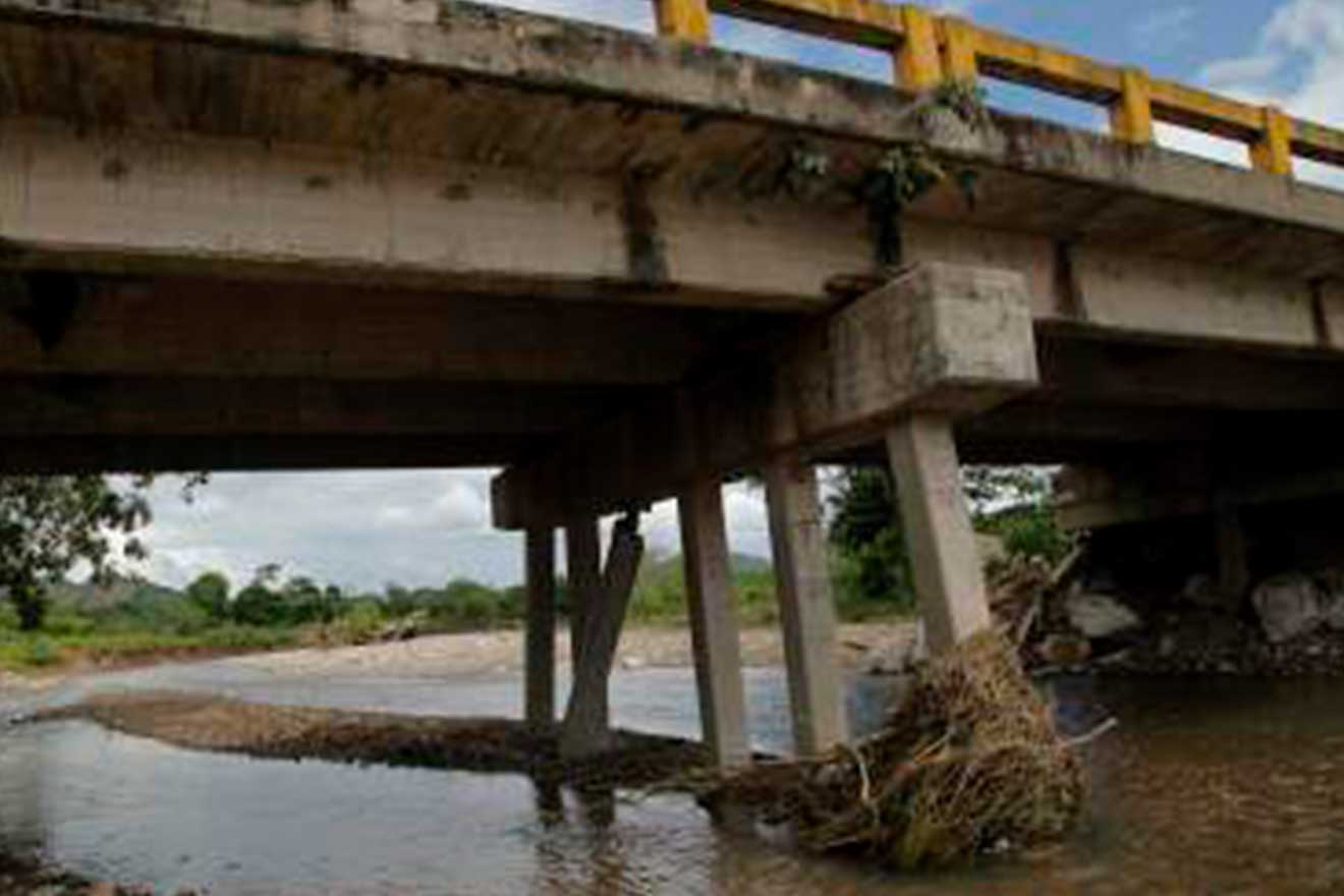 Puente Santa Rita La Barca amenaza 