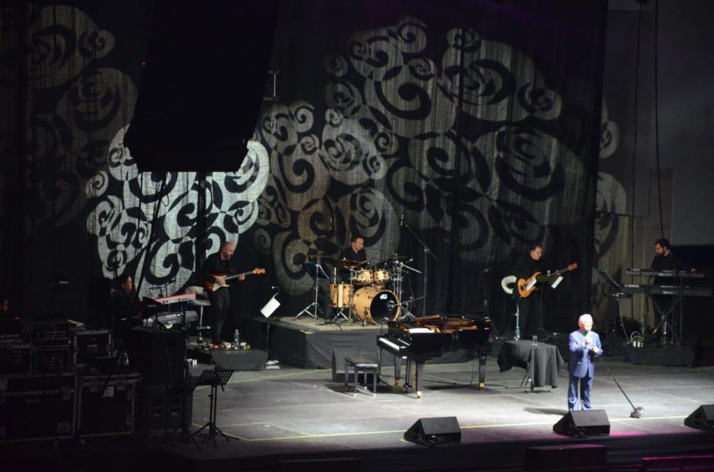 Armando Manzanero y Mocedades Armando Manzanero y Mocedades