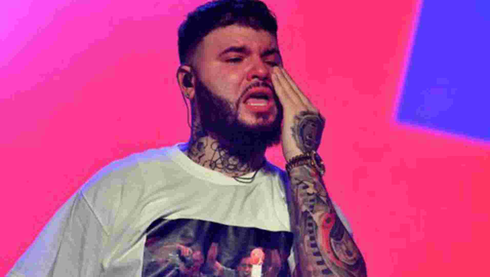 (VIDEO) Ahora el reguetonero FARRUKO canta música cristiana