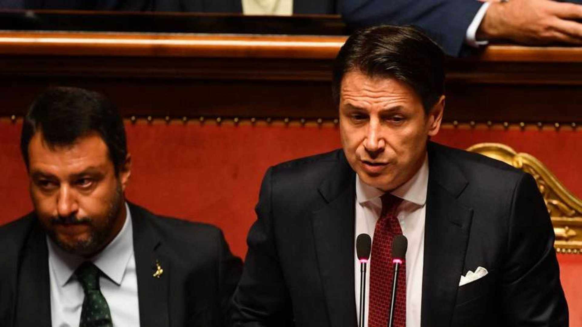 Giuseppe Conte renuncia