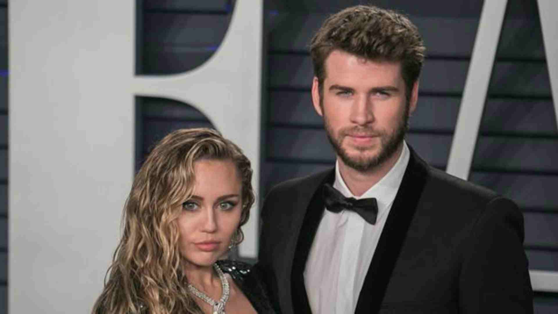 miley cyrus liam hemsworth mascotas