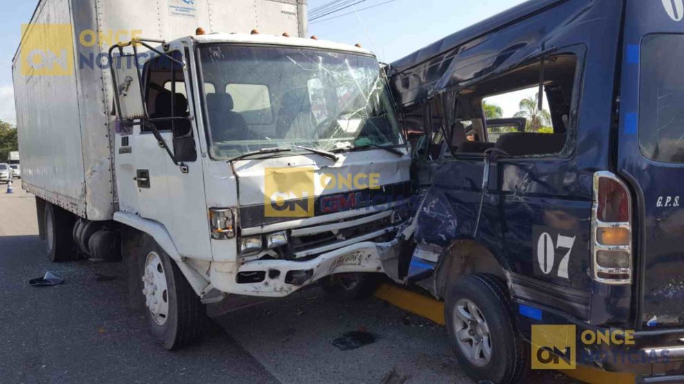 Accidente tránsito Naco Cortés