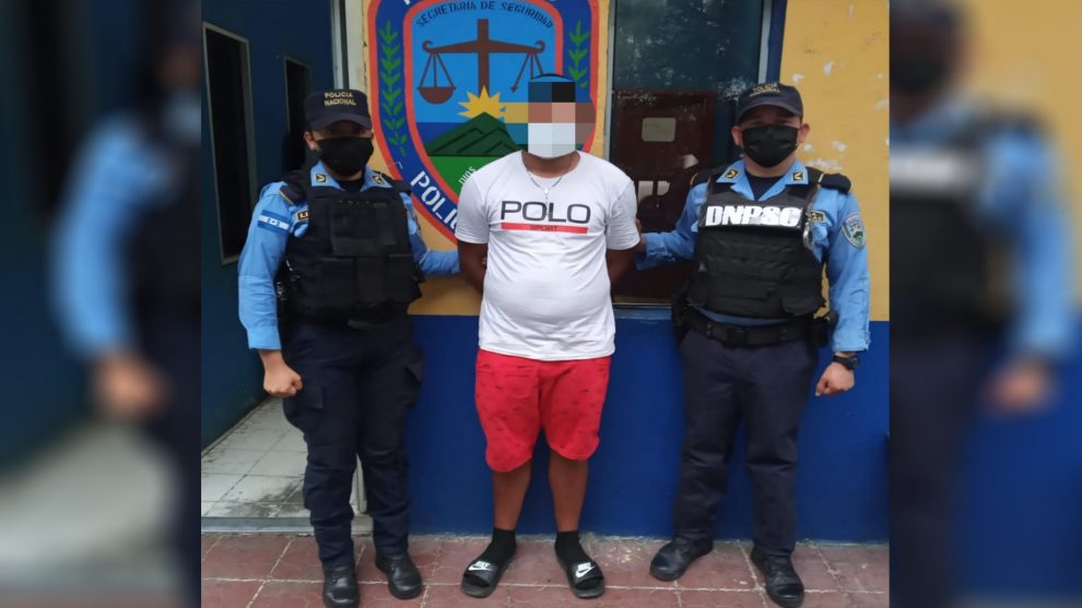 pescador detenido