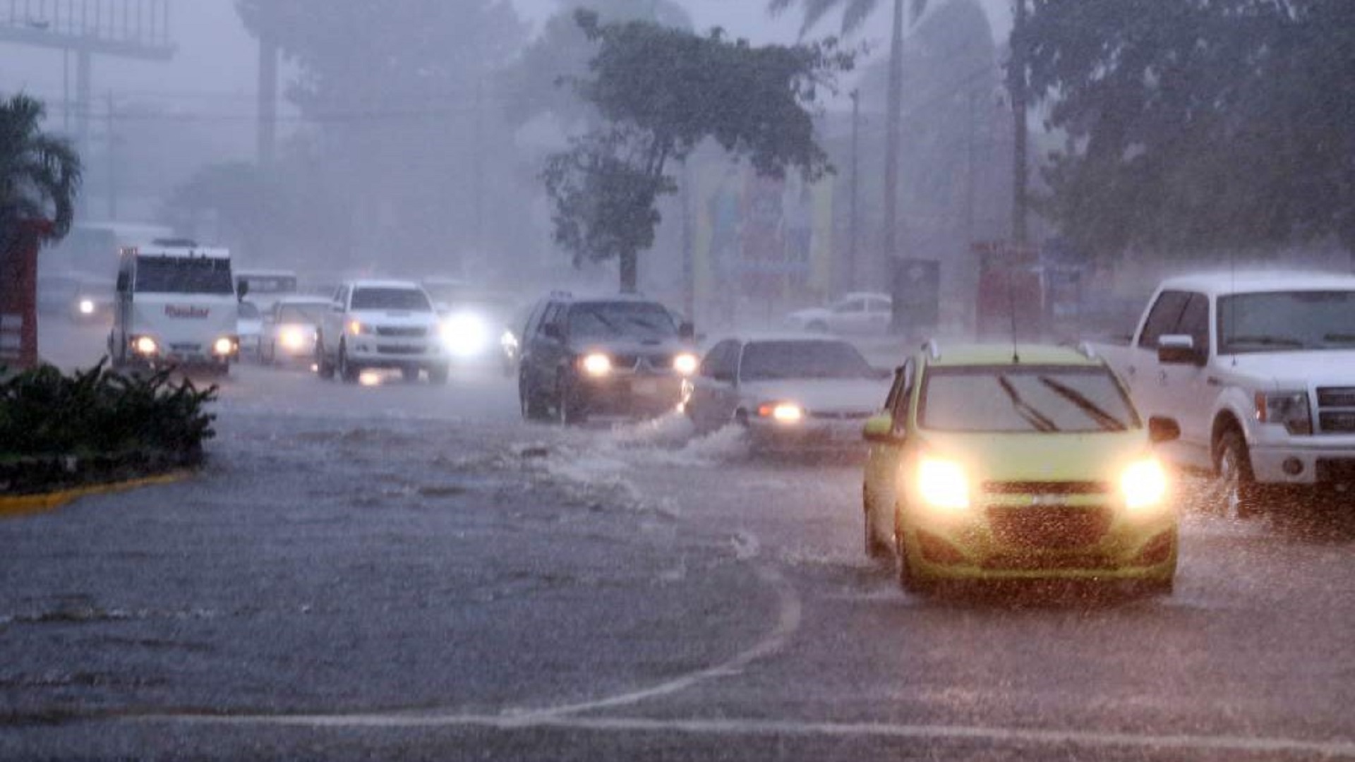 Cenaos pronostica más lluvias en Honduras para este sábado