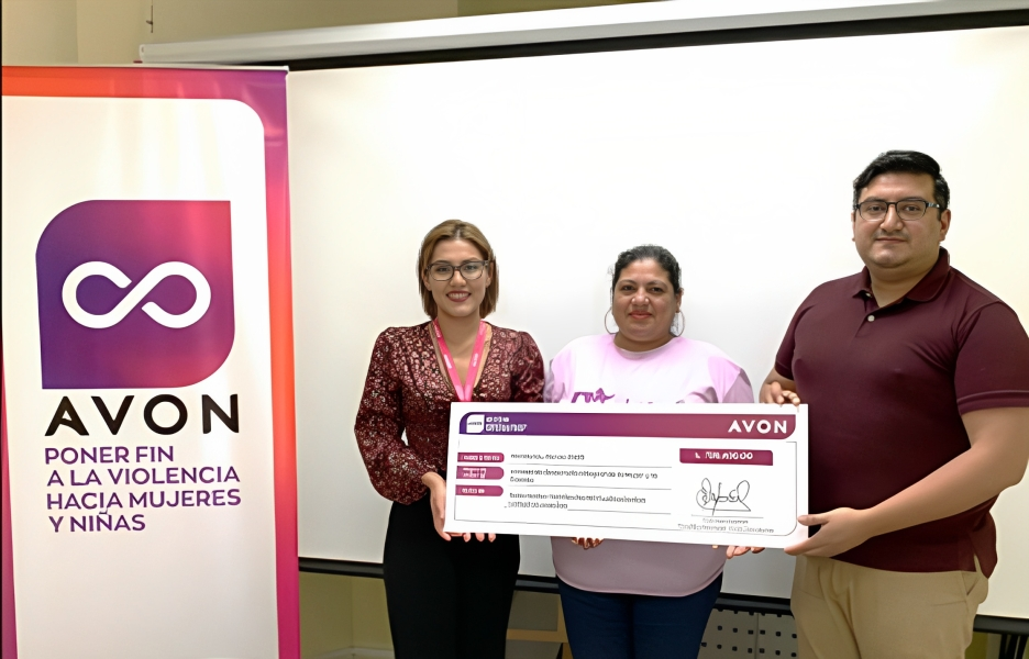 avon hace donativos de violencia de genero