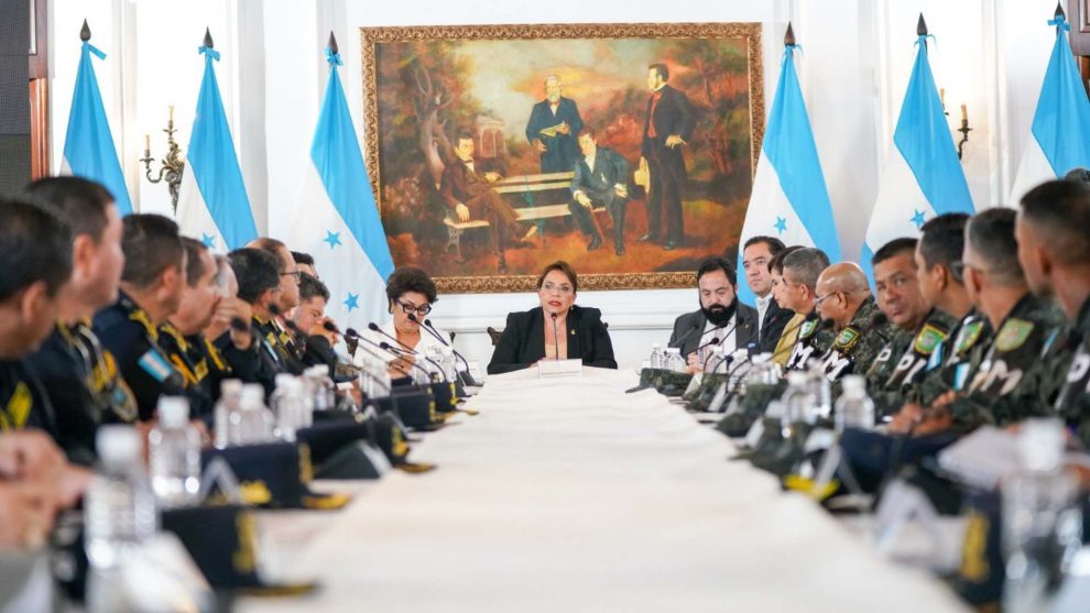 reunión Castro y autoridades de seguridad