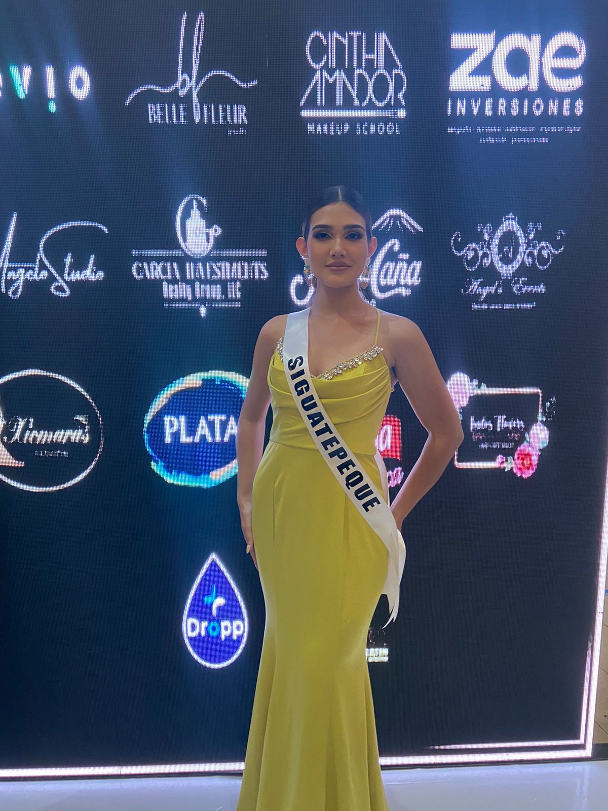 Canal 11 se ilumina con la belleza de Miss Universe Honduras