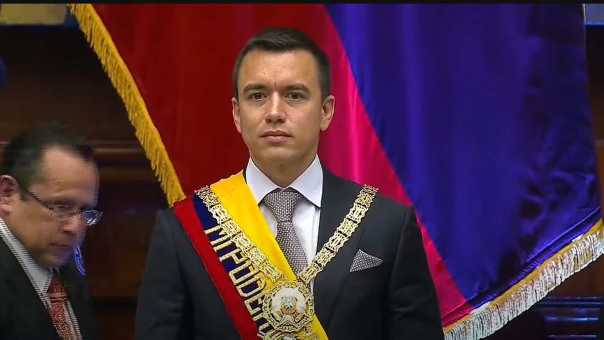 Daniel Noboa asume como presidente en Ecuador