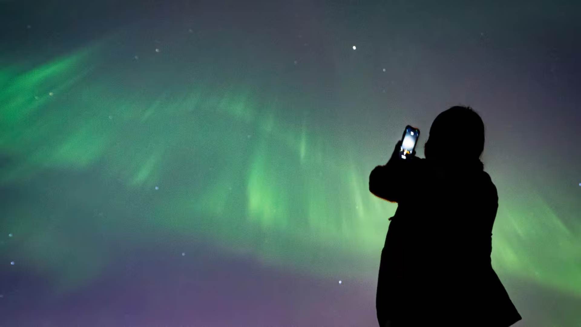 ¿Auroras boreales?🌌 Más tormentas solares influenciarán la Tierra en 2024
