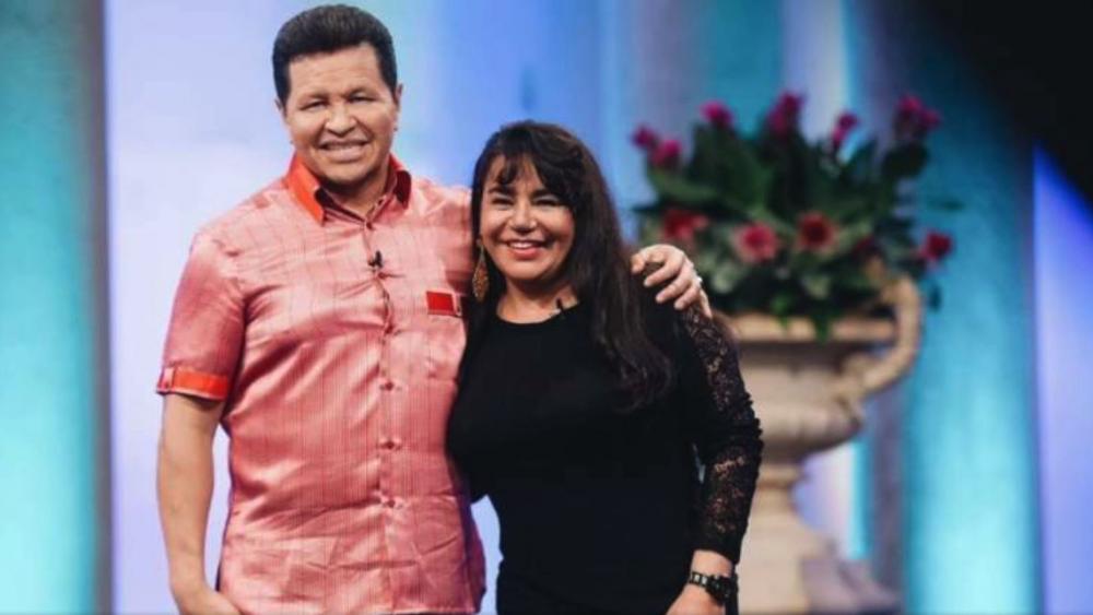 Tras su segundo divorcio, Ana Maldonado es vista en la iglesia del profeta Guillermo